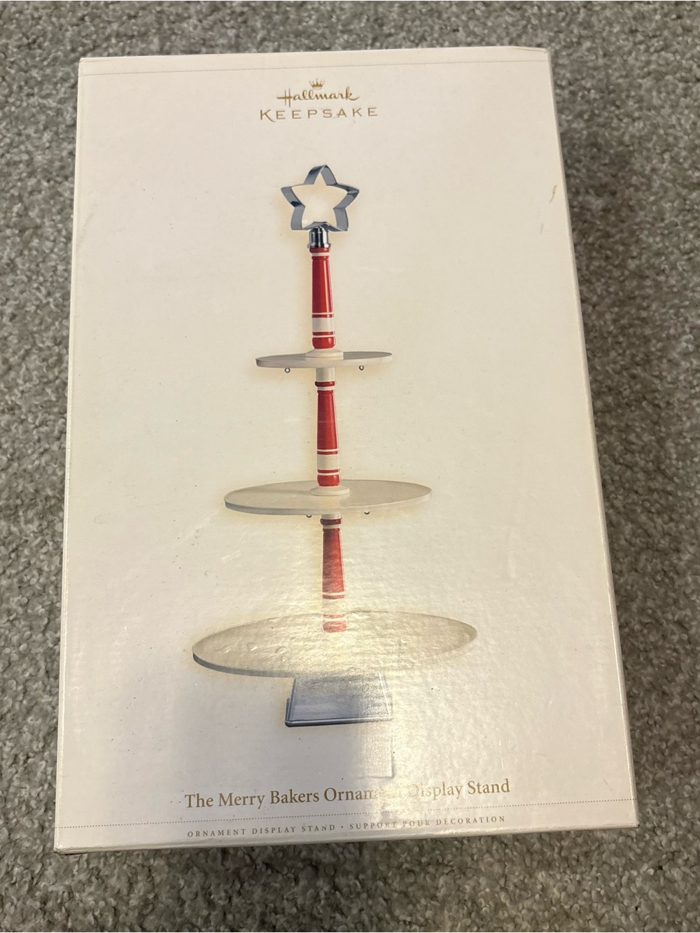 2006 Hallmark The Merry Bakers Ornament Display Stand NEW Christmas